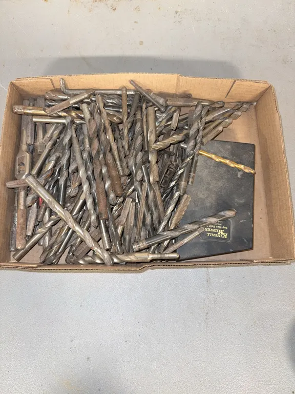 Lot or drill bits