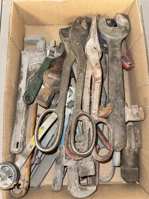 Tin shears and miscellaneous wrenches and crescent wrenches