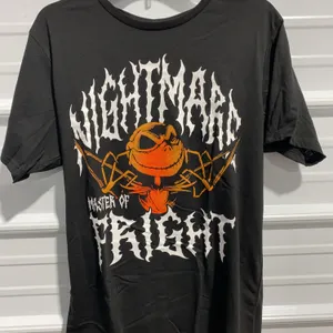 *NEW* Nightmare Before Christmas Master of Fright Graphic Tee - Size Small