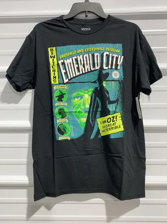 58*NEW* Wicked, Emerald City, Wizard of Oz Graphic Tee - Size Small