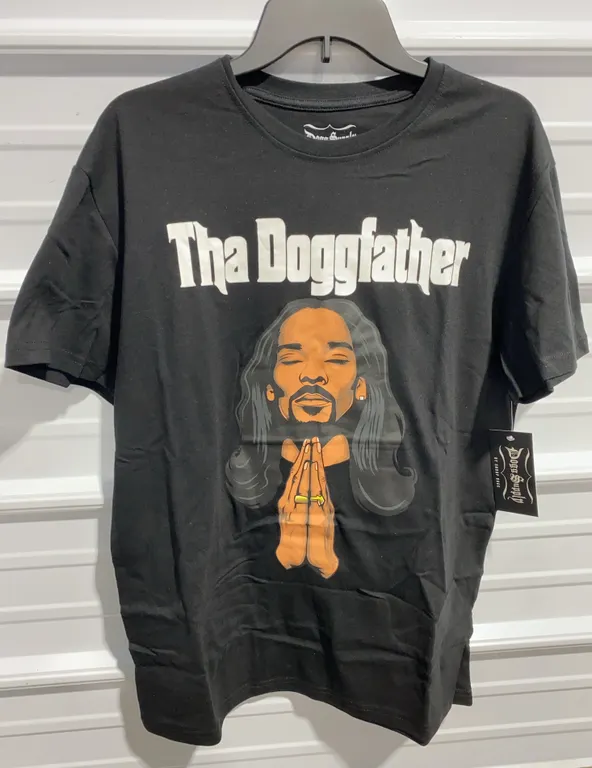 *NEW* Dogg Supply by Snoop Dogg Tha Dogg Father Graphic Tee - Size Medium
