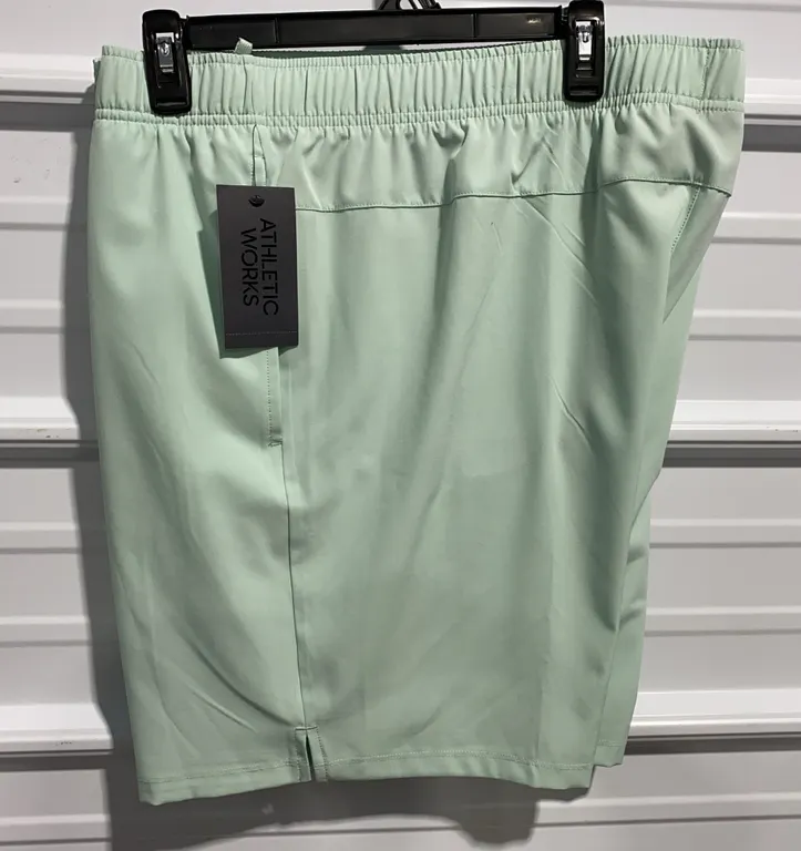 *NEW* Athletic Works Men's & Big Men's Woven Running Shorts, 8" Inseams, Size XLarge (40-42)