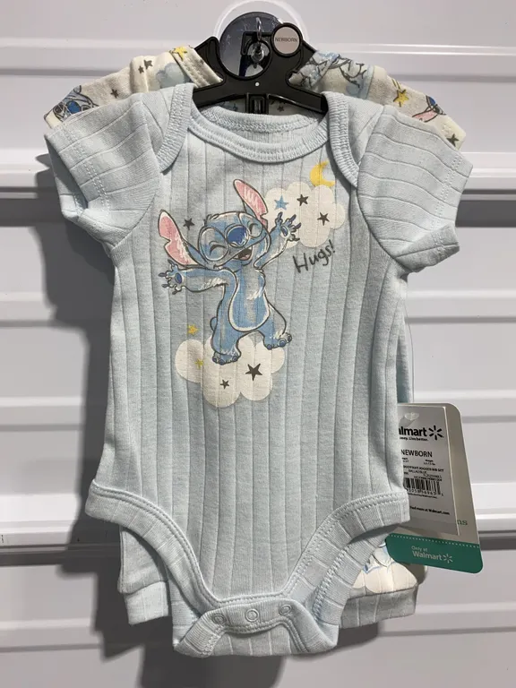 *NEW* Disney Baby Wishes & Dreams Character Baby Layette Newborn 4-Piece Gift Set, Size Newborn