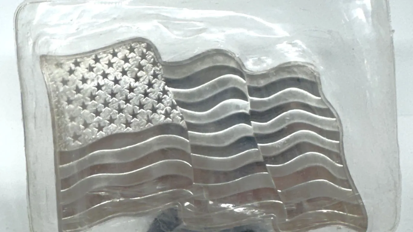 Sunshine Mining 1oz .999 Silver American Flag