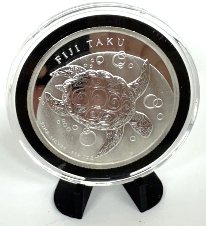2013 Fiji Taku $2 Silver Coin .999 1oz