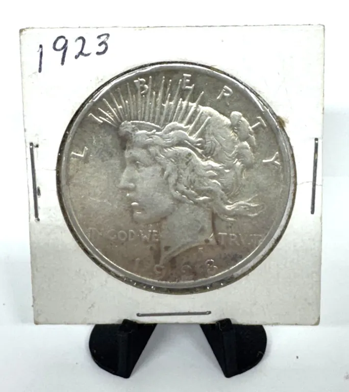 1923 Peace Dollar 90% Silver US Coin
