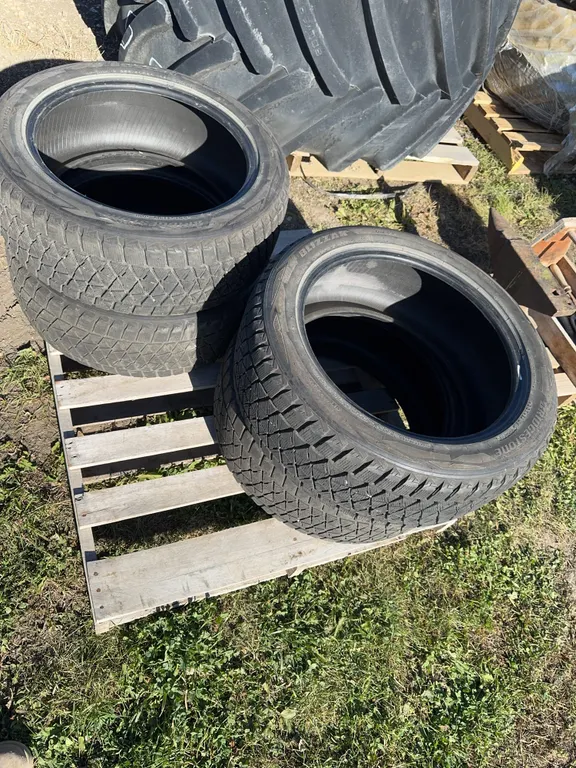 4 winter tires 255/50R20