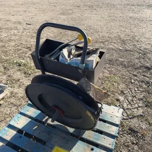 Banding system with clips and banding on stand