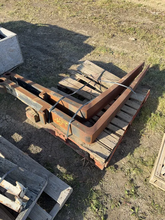 60” Heavy-duty loader forks