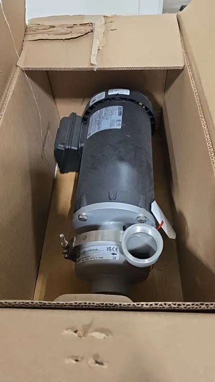 Finish Thompson AC5STS3E478B025C25 centrifugal pump with WEG 3 HP electric motor (Model: 00336ET3E56C-S32P). Max pressure: 100 PSI (6.9 BAR). S/N: S06