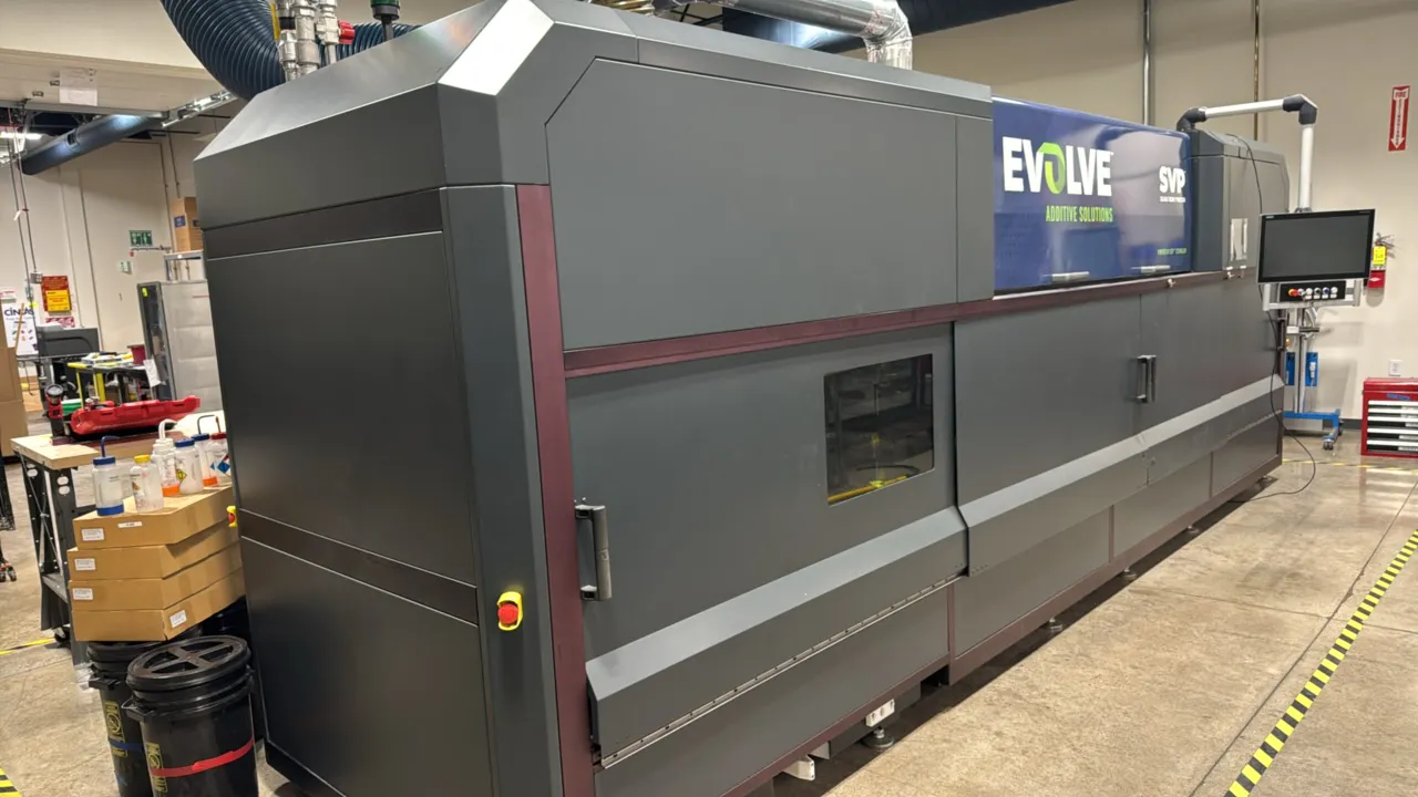 2022 Evolve Additive Solutions Scalable Volume Production (SVP) 3D printer. Features STEP technology, 24" Siemens SIMATIC HMI touchscreen controller o