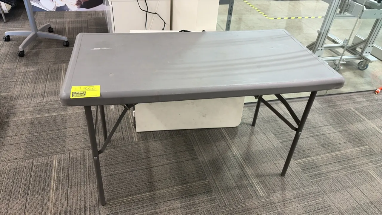 Polyethylene folding banquet tables. Includes (1) 4'L gray table with folding metal legs and (1) 6'L white bi-fold table with carrying handle and fold