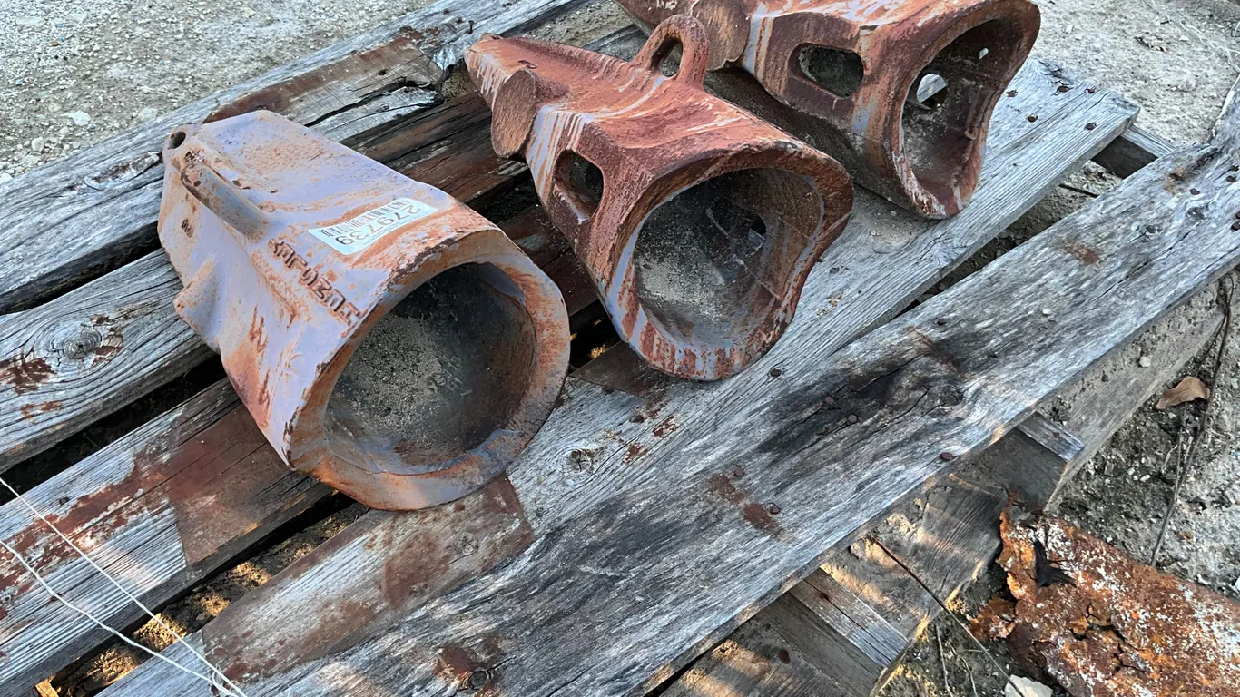 HENSLEY BUCKET TEETH