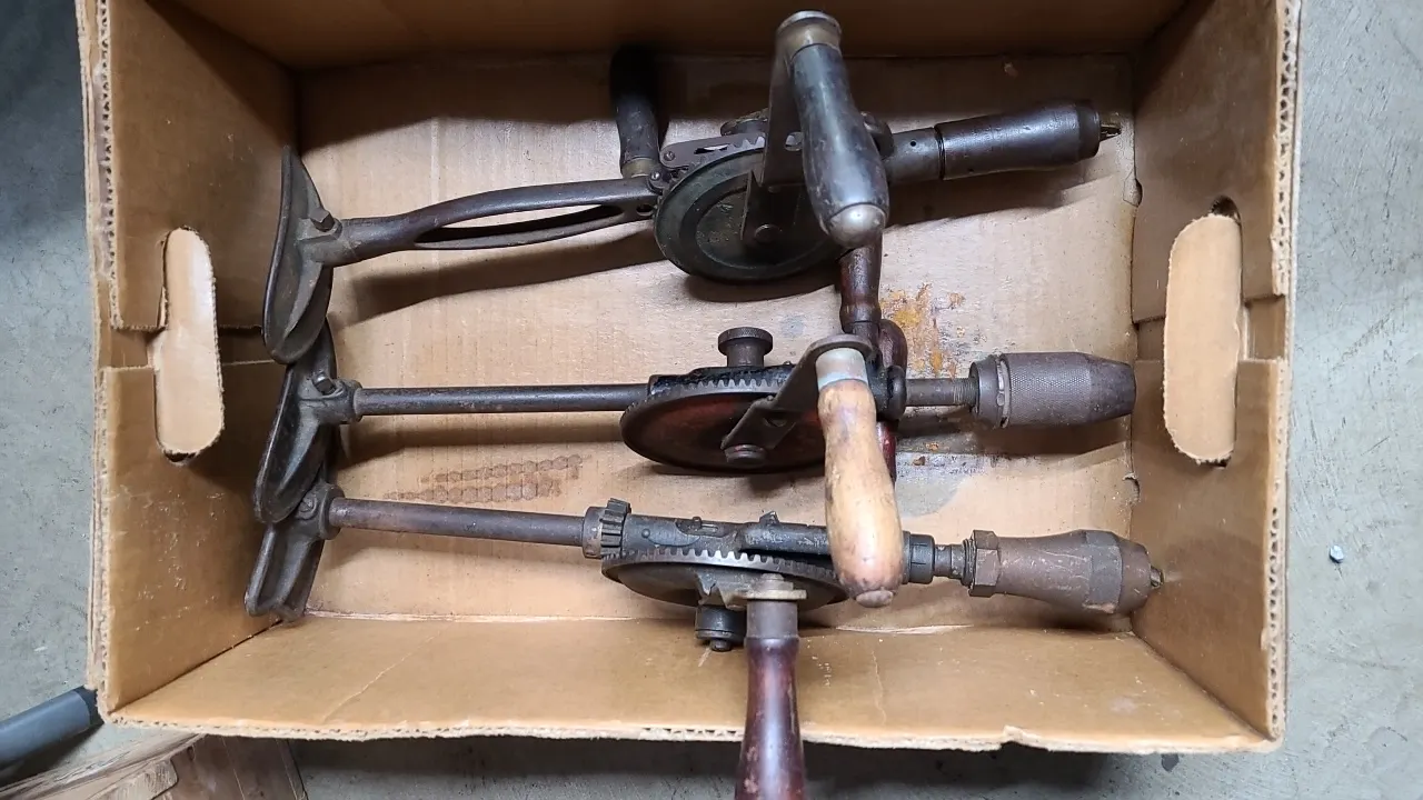VINTAGE MANUAL HAND DRILLS