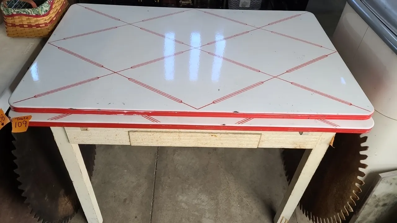 VINTAGE TABLE with drawer
