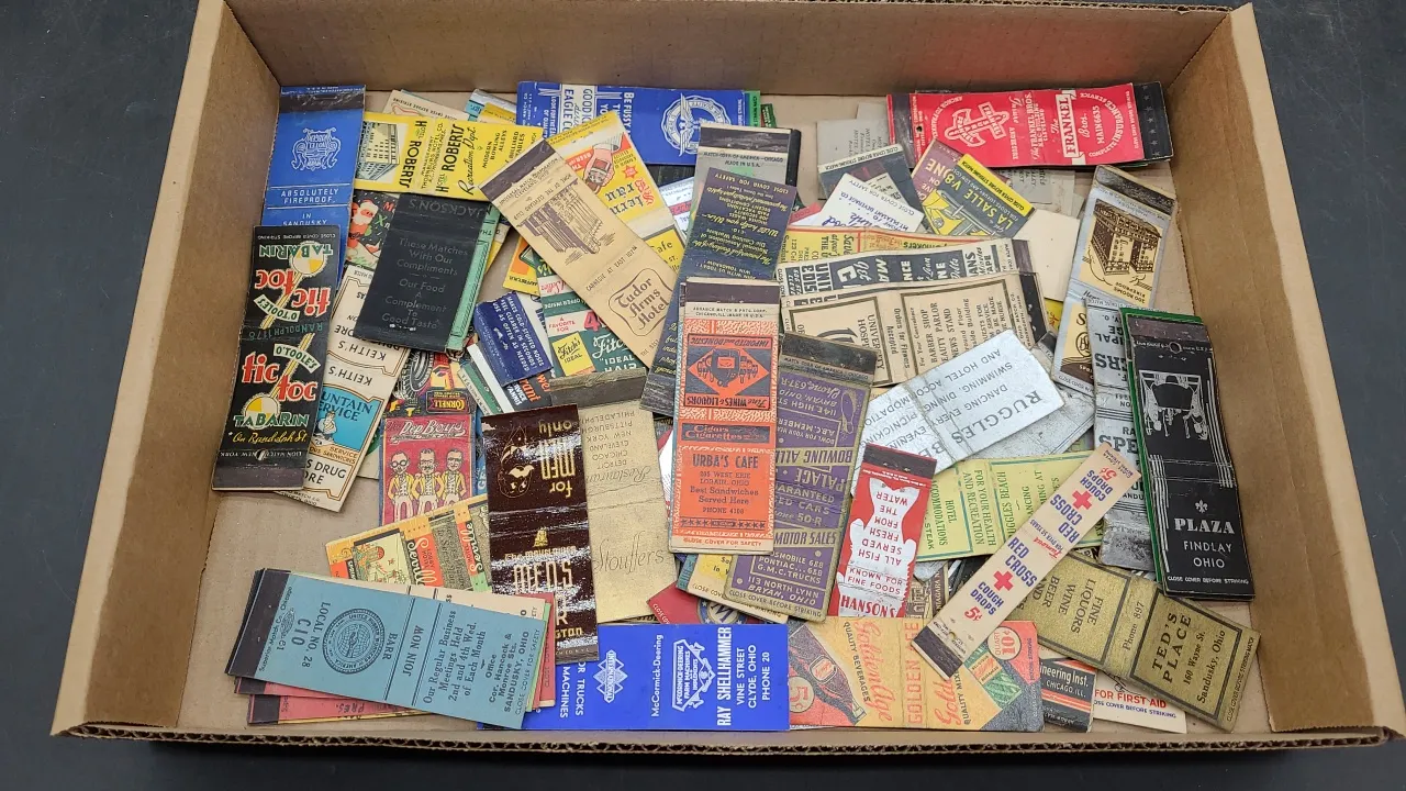 1930’s & 1940’s MATCH BOOKS