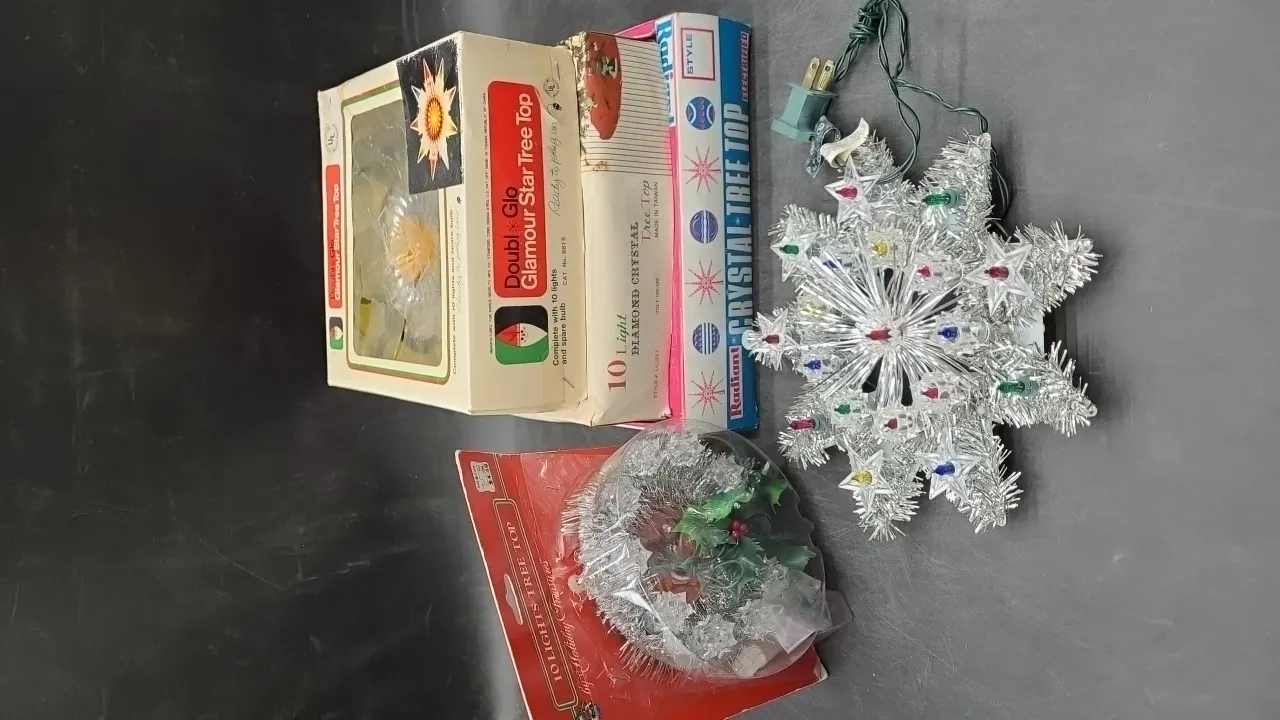VINTAGE CHRISTMAS TREE TOPPERS