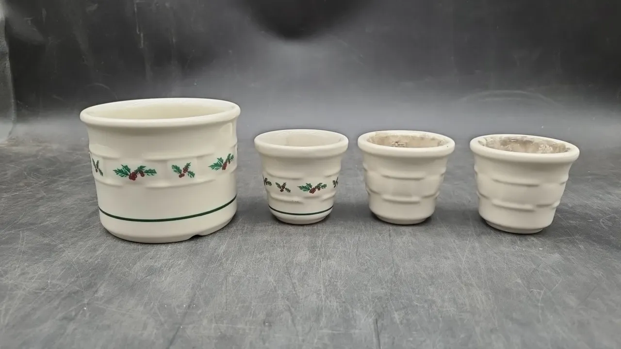 LONGABERGER HOLLY BERRY (2) & 2 more POTTERY