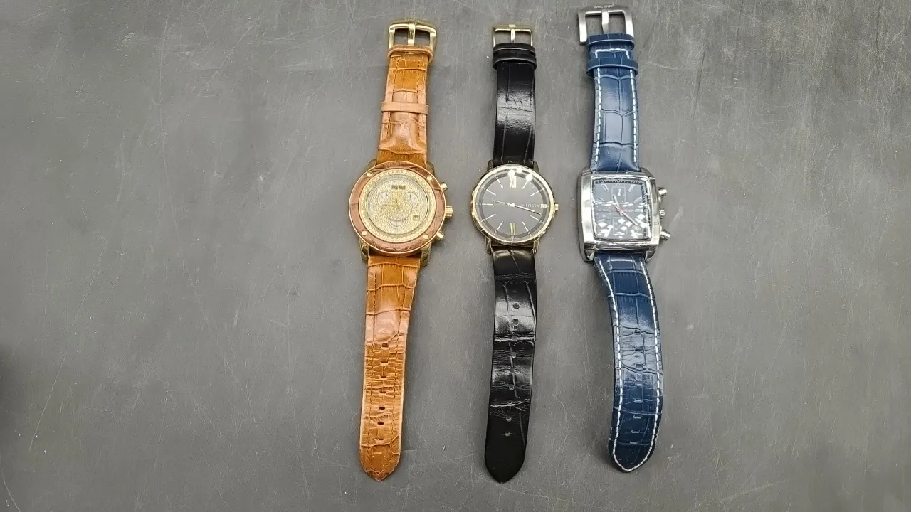 ASSORTED WATCHES (3)