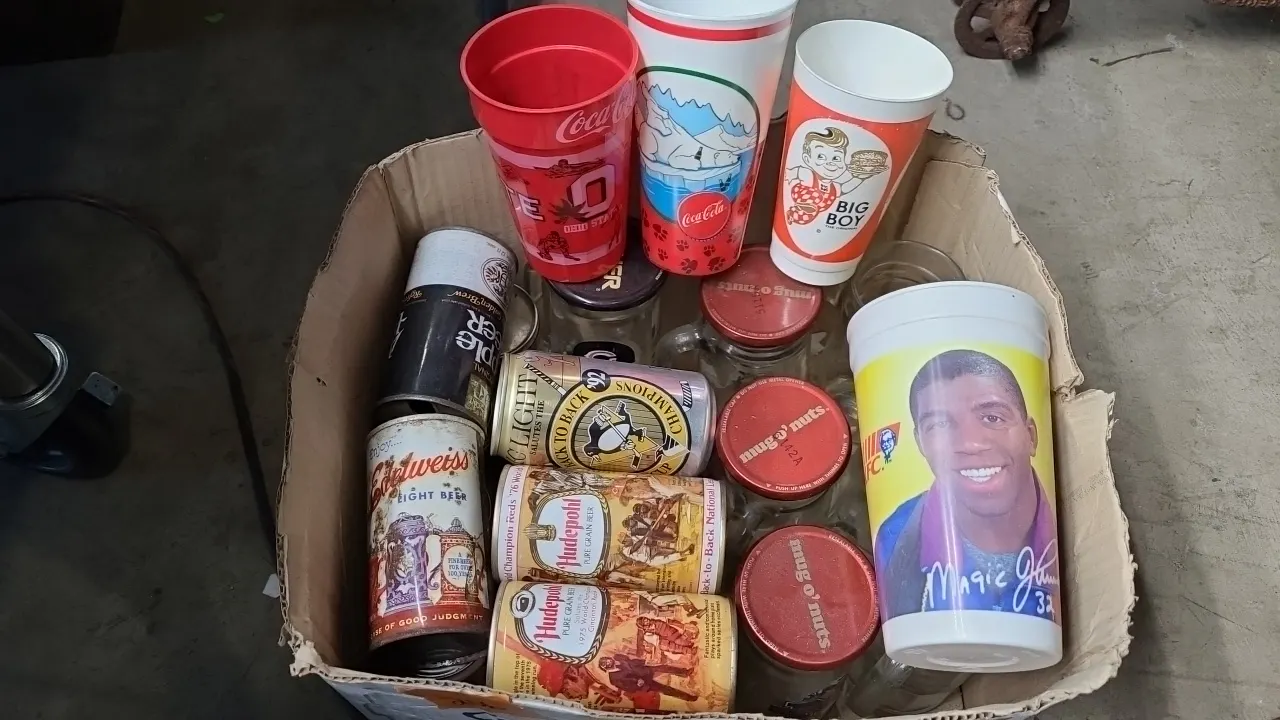VINTAGE COLLECTIBLE BEER CANS, MUG-O’NUTS SPORTS GLASS MUGS & more