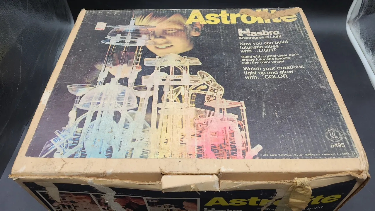 ASTROLIYE HASBRO ADVENTURES IN LIGHT- toy