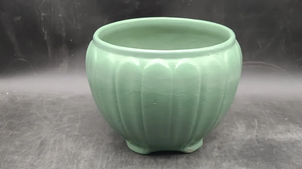 1920’s ZANESVILLE POTTERY PLANTER