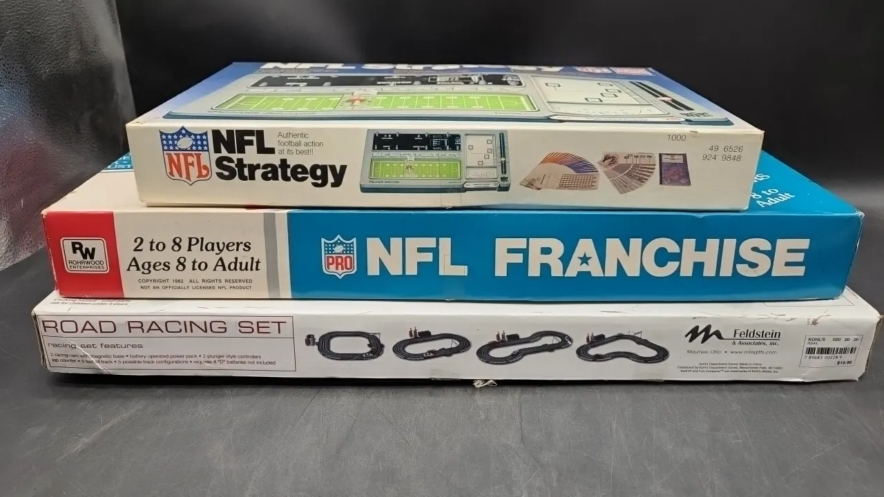 NFL STRATEGY GAME, NFL FRANCHISE GAME, ROAD RACING SET