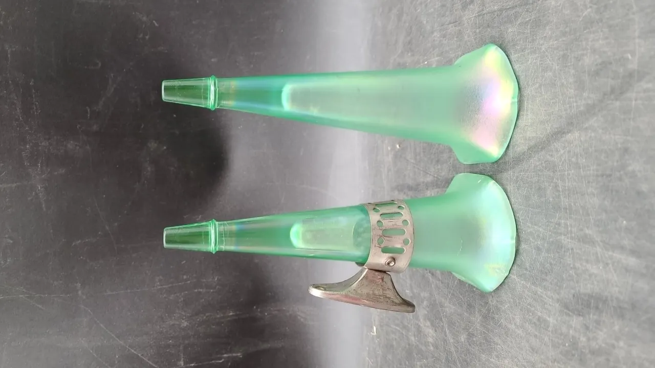 VINTAGE URANIUM CAR VASES - one holder