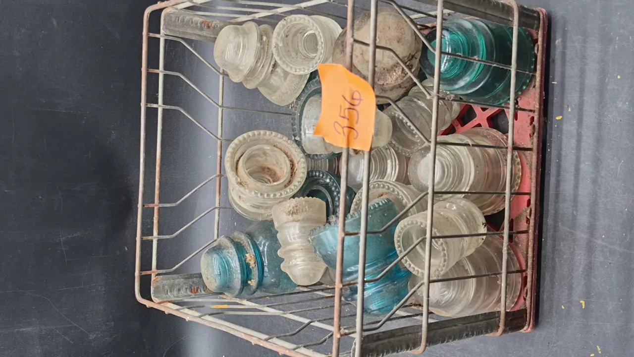 METAL MILK CRATE OF INSULATORS