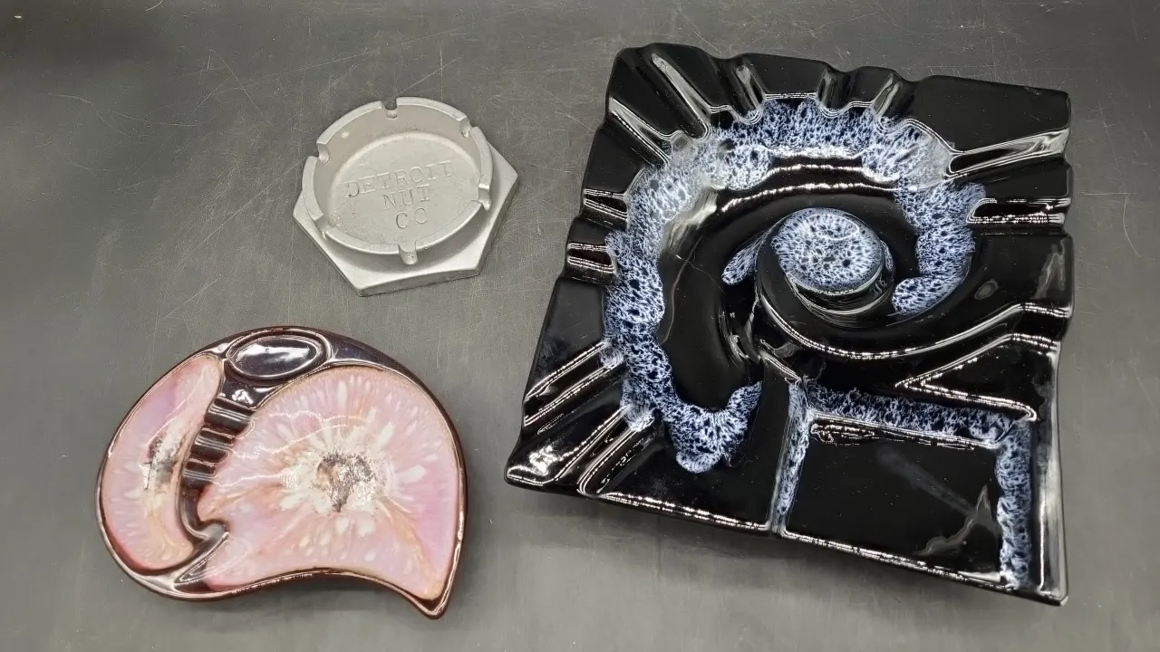 VARIOUS VINTAGE ASHTRAYS- DETROIT NUT CO. & more