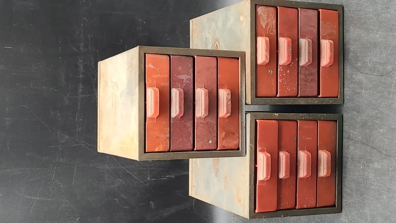 METAL HARDWARE CADDIES WITH PLASTIC DRAWERS