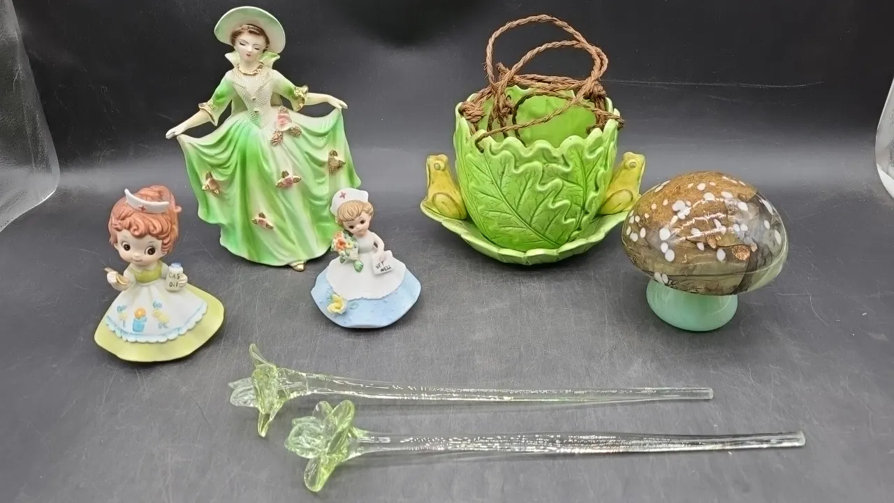 POTTERY HANGING PLANTER, GLASS MUSHROOM, PORCELAIN FIGURES & GLASS FLOWERS
