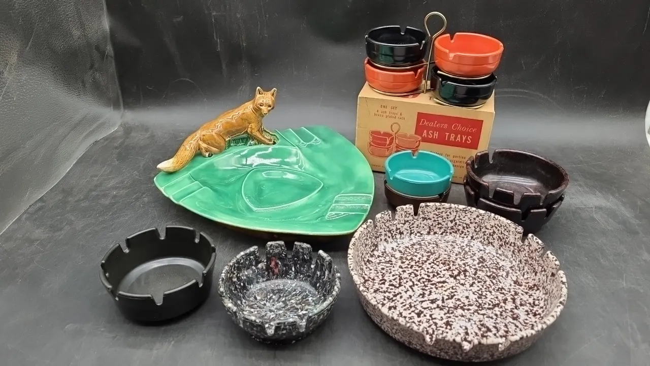 VARIETY OF ASHTRAYS