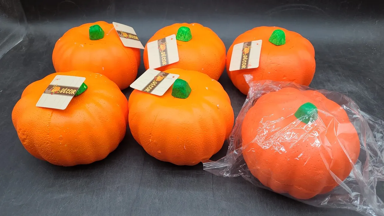PUMPKIN DECOR
