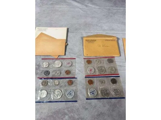 1961, 1962 Mint Sets