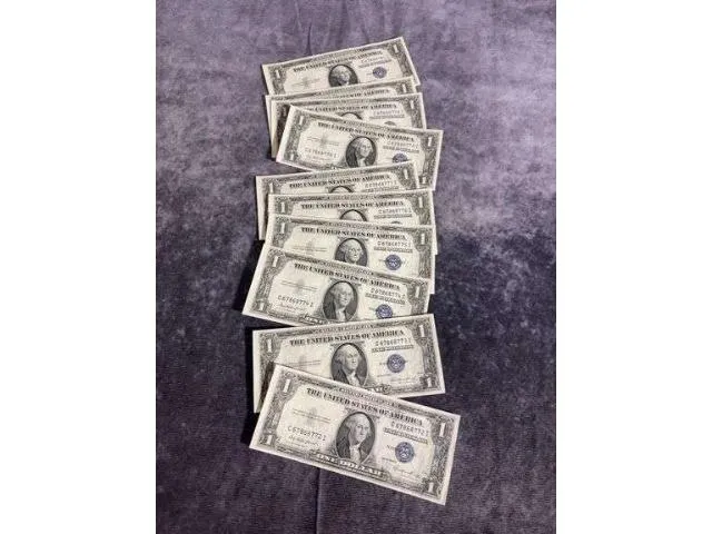 Lot Of 10 1935 E 1 Dollar Silver Certificates Consecutive Serial Numbers UNC