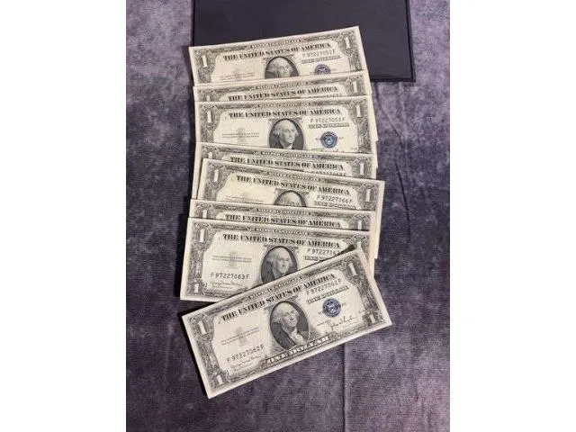 Lot Of 9 1935 D 1 Dollar Silber Certificates Consecutive Serial Numbers UNC