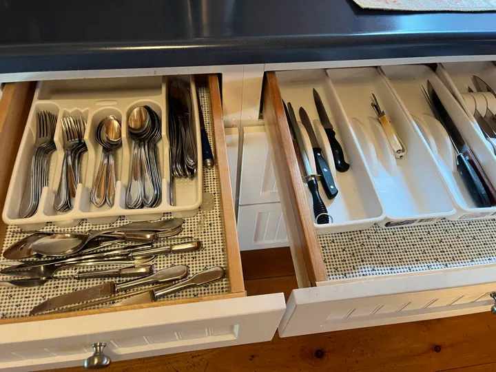 Phaltzgraff Flaware & Kitchen Knives