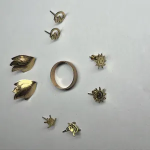 4 Pair 14K Earrings & 14K Ring, Size 6, 4.9 Gram