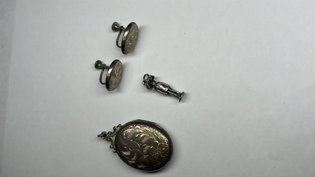 Sterling Earrings & Pendants, 17.6 Gram