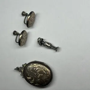 Sterling Earrings & Pendants, 17.6 Gram