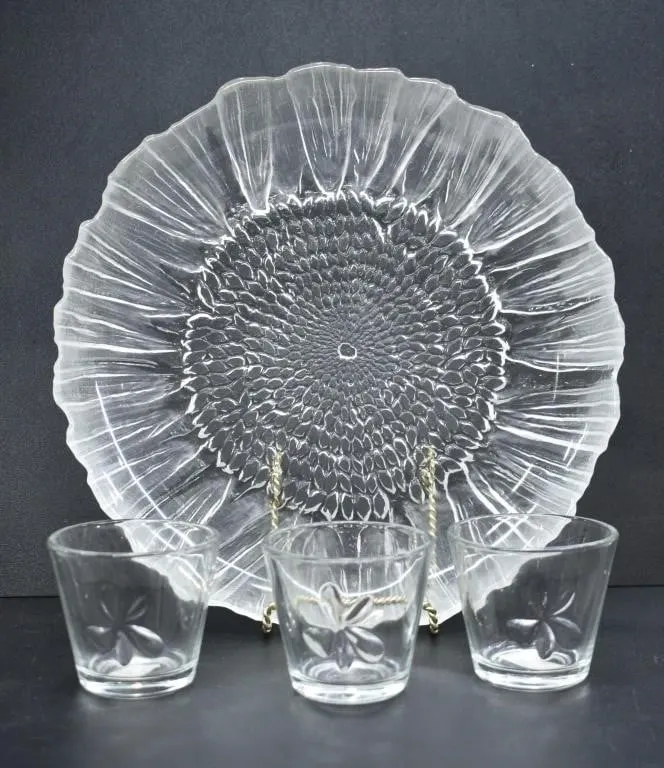 FLORAL SERVING PLATER & CANDLE HOLDERS