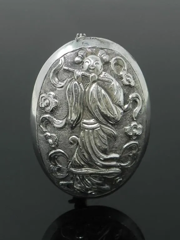 STERLING SILVER OVAL BROOCH 13.65g