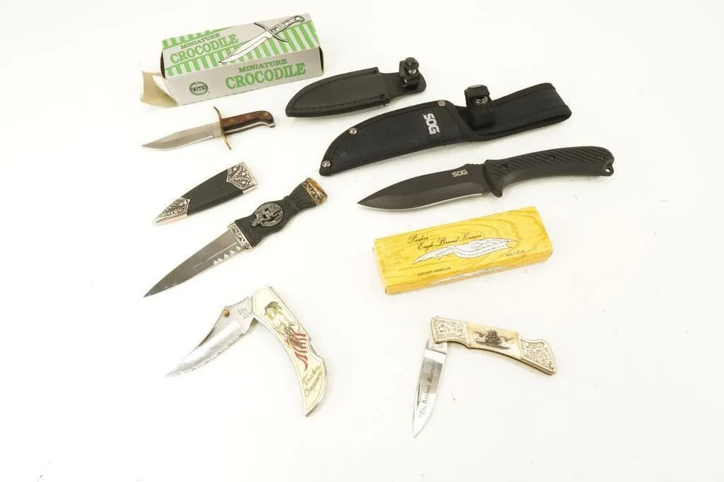 assorted brands lot of 5 knives