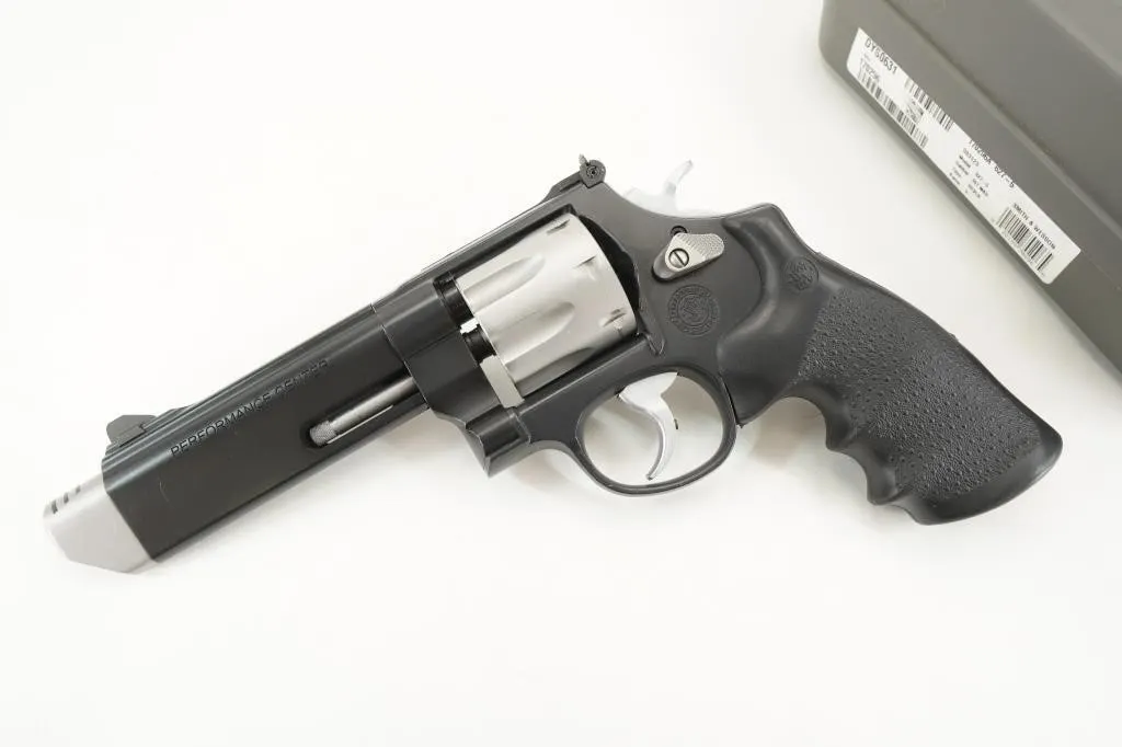 Smith & Wesson 627-5 V8 Performance Cent .357 MAG