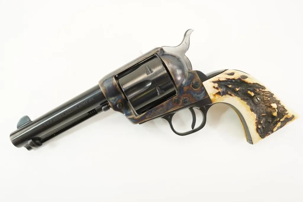 Colt SAA 45