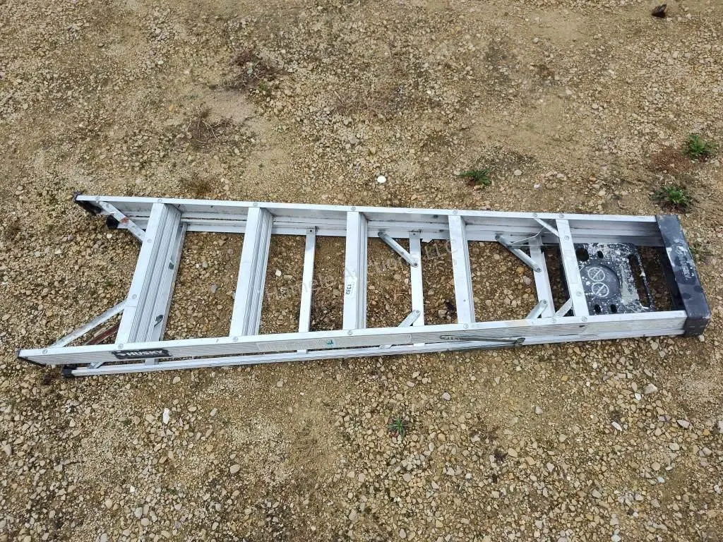 6' Husky stepladder