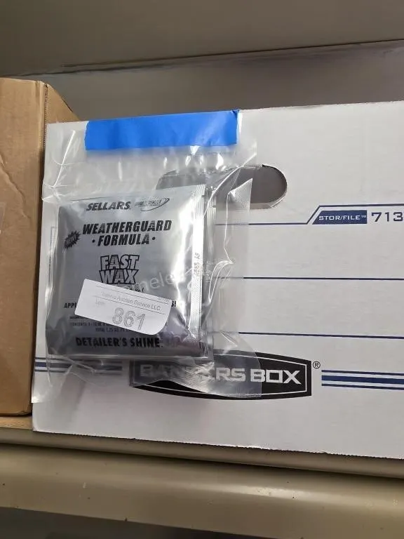 Box of fast wax