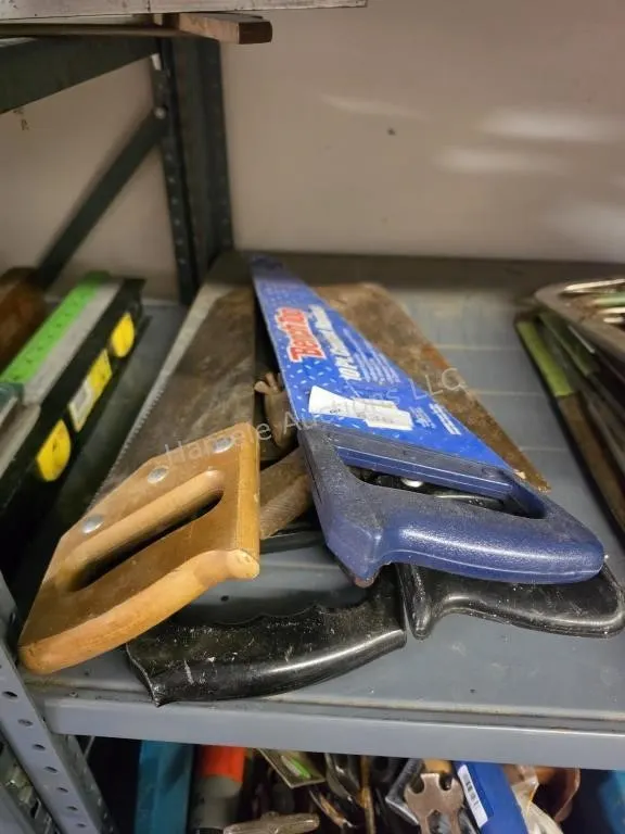 Hand saws