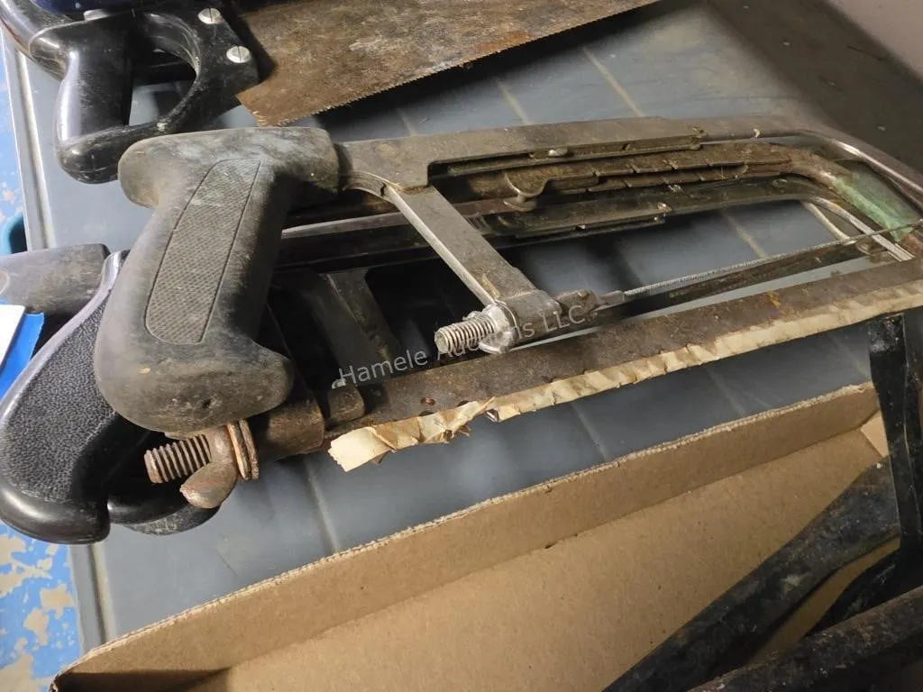 6 hacksaws